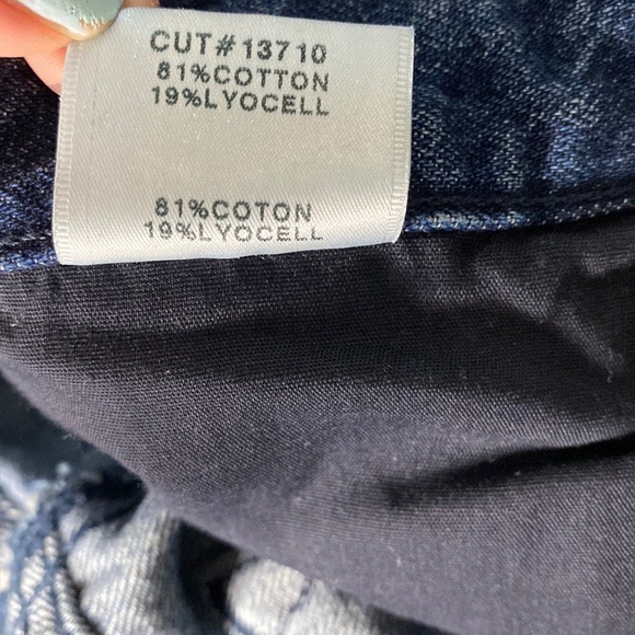 J Brand Wynne High Rise Crop Straight Jeans in Ambition, Size 25 - Picture 7 of 10